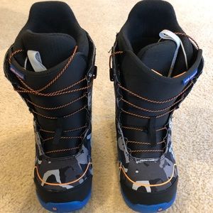 Kids snowboard boots